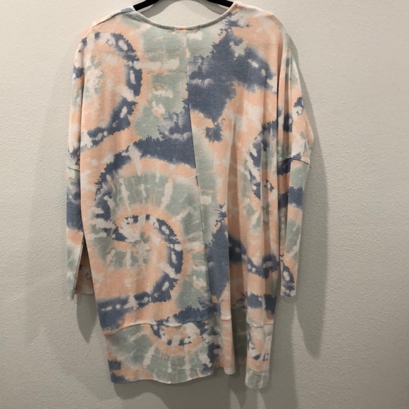 NWT Chance or Fate multi-color top - Picture 7 of 9